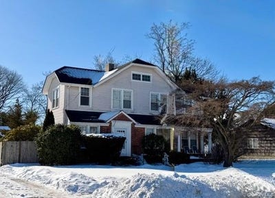 /international/us/90-e-roe-boulevard-patchogue-ny-110105260621/