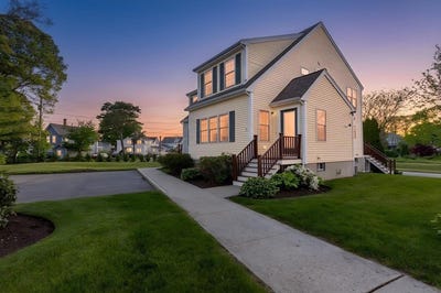 /international/us/3-carleton-street-wareham-ma-110108336493/