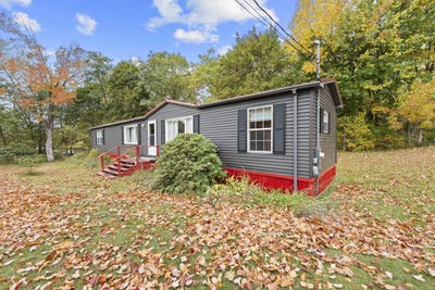/international/us/170-lincoln-street-pittsfield-me-110120535856/