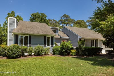 /international/us/304-lord-granville-drive-morehead-city-nc-110099763827/