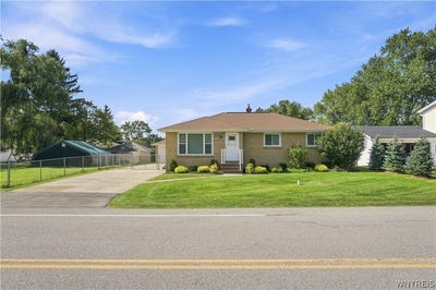 /international/us/282-iroquois-avenue-lancaster-ny-110110272283/