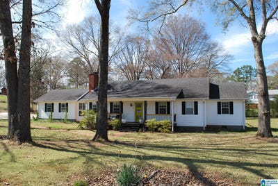 /international/us/7113-skyline-drive-pell-city-al-110098358577/