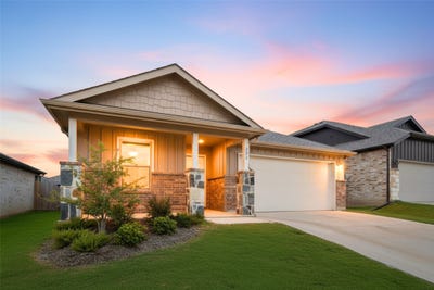 /international/us/231-woodlands-boulevard-terrell-tx-110108097080/