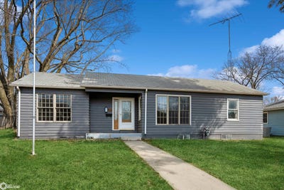 /international/us/415-college-hill-ave-oskaloosa-ia-110106756117/