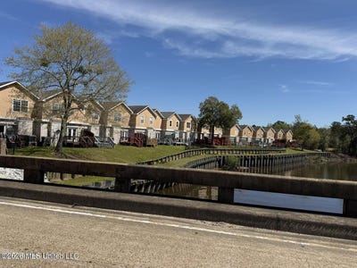 /international/us/3479-riverbend-cove-d-iberville-ms-110109155921/