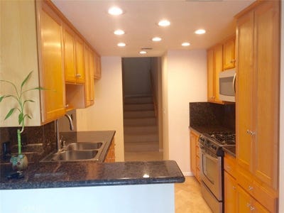 /international/us/5800-owensmouth-avenue-woodland-hills-ca-110101036799/