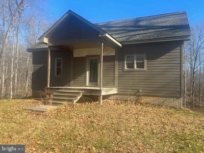 /international/us/342-poes-s-amissville-va-110104108216/