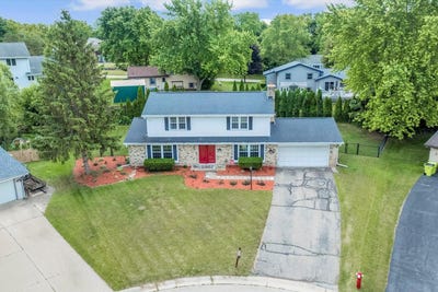 /international/us/837-wexford-ct-hartland-wi-110100766207/