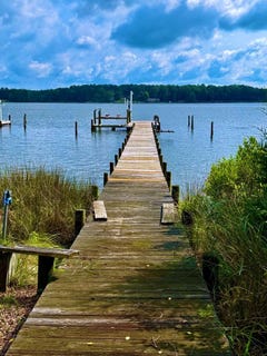 /international/us/12354-harcum-rd-gloucester-va-110109588642/
