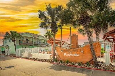 /international/us/2212-state-highway-361-port-aransas-tx-110107764617/