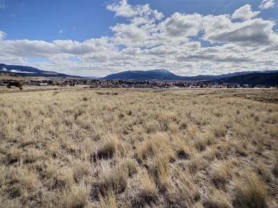 /international/us/depot-hill-road-boulder-mt-110106241170/