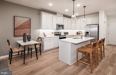/international/us/421-washington-street-conshohocken-pa-110107477342/