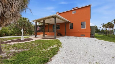 /international/us/280-w-cowles-street-englewood-fl-110108503430/