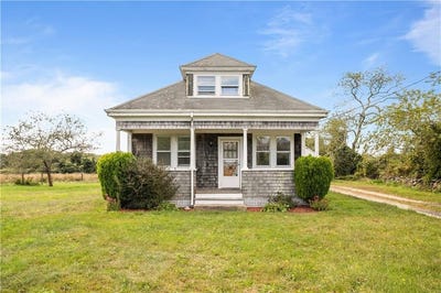 /international/us/141-s-of-commons-road-little-compton-ri-110092681204/