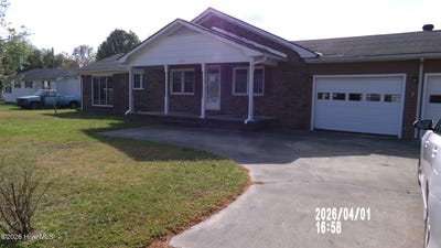 /international/us/207-n-kennedy-street-beulaville-nc-110107318161/