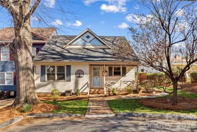 /international/us/413-windsor-lane-statesville-nc-110106498893/