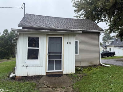 /international/us/207-n-14th-street-marshalltown-ia-110120060874/