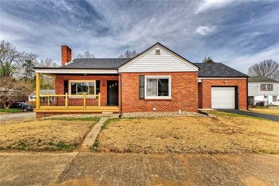 /international/us/100-fifth-avenue-latrobe-pa-110107690051/