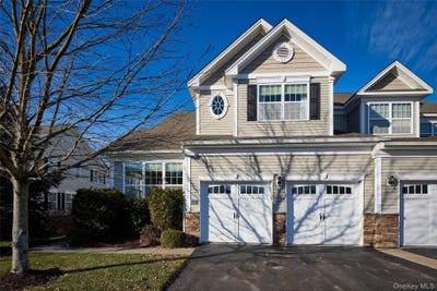 /international/us/40-evan-court-fishkill-ny-110106618026/