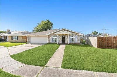 /international/us/2204-gallant-drive-chalmette-la-110099138437/