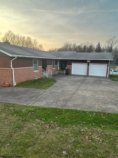 /international/us/1906-tallmansville-road-buckhannon-wv-110107028249/