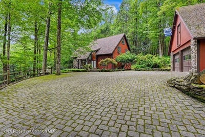 /international/us/121-state-route-2067-clifford-twp-pa-110119622263/