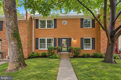 /international/us/5922-queenston-street-springfield-va-110119991917/