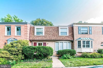 /international/us/6611-rosecroft-place-falls-church-va-110101212310/