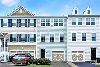 /international/us/137-beacon-lane-eatontown-nj-110108468919/