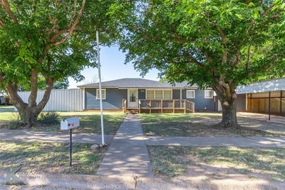 /international/us/909-se-5th-street-knox-city-tx-110101315811/?lang=en