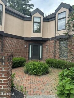 /international/us/213-milner-avenue-albany-ny-110108753170/