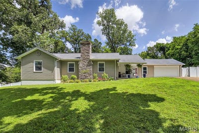 /international/us/11365-inverness-lane-maryland-heights-mo-110100850035/