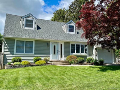 /international/us/9-agnes-court-melville-ny-110105927017/