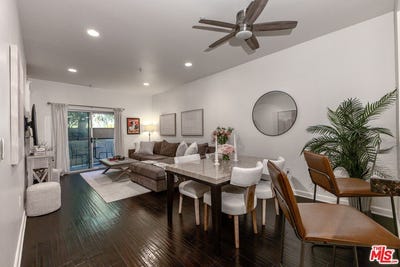 /international/us/7100-alvern-st-los-angeles-ca-110108680130/