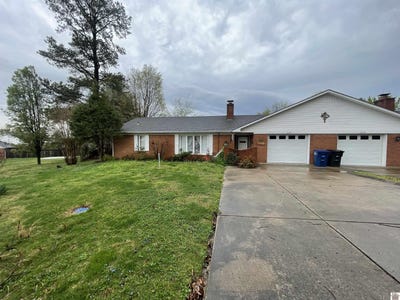 /international/us/5245-hill-terrace-paducah-ky-110098482926/