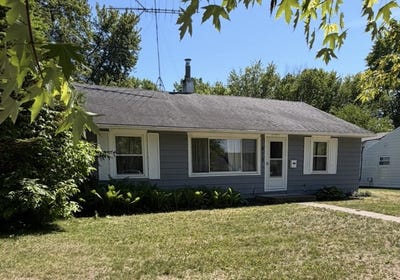 /international/us/615-riddle-street-howell-mi-110108543141/