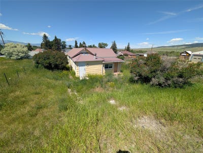 /international/us/405-first-avenue-ne-white-sulphur-springs-mt-110098515866/