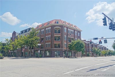 /international/us/325-hay-street-unit-302-fayetteville-nc-110094242756/