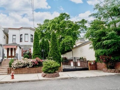 /international/us/8019-85th-road-woodhaven-ny-110108475124/