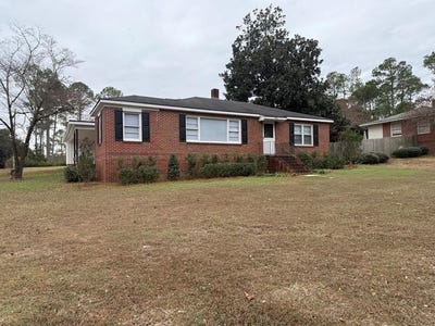 /international/us/900-seventh-ave-albany-ga-110104419497/