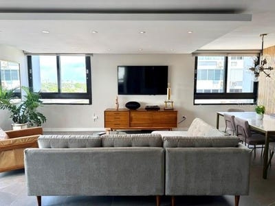/international/us/4123-isla-verde-avenue-carolina-pr-110108021597/