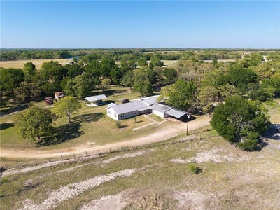 /international/us/2205-county-road-122-county-road-caldwell-tx-110107554582/