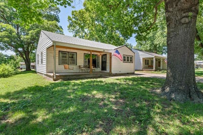 /international/us/611-s-central-ave-mulvane-ks-110108818564/
