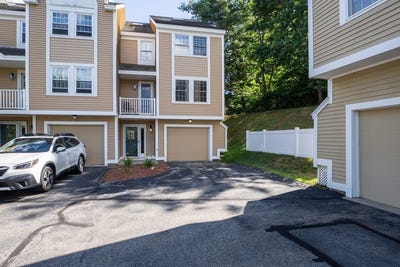 /international/us/7-village-way-holden-ma-110101101097/