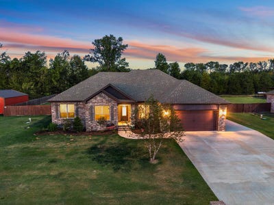 /international/us/225-mayberry-drive-cabot-ar-110120627398/