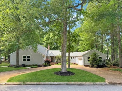 /international/us/32-valmoore-drive-poquoson-va-110108204519/