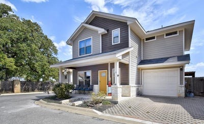 /international/us/510-mueller-st-fredericksburg-tx-110106038003/