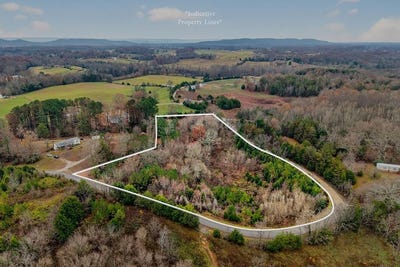/international/us/n-center-point-acres-walling-tn-110103716839/