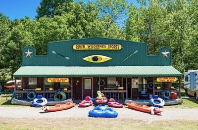 /international/us/420-highway-63-hardy-ar-110106318879/