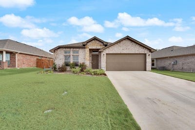/international/us/1202-holly-street-cleburne-tx-110104535108/